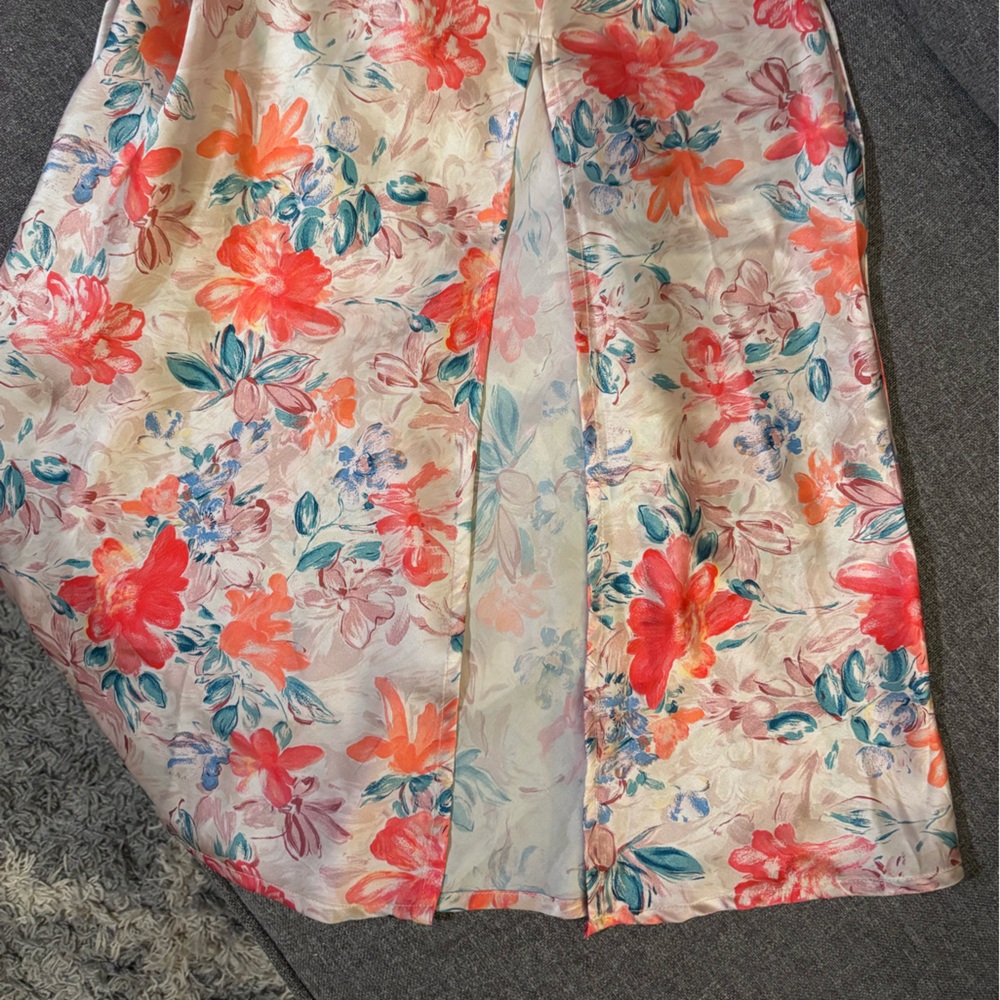 Floral Dress - Picture 4 of 5